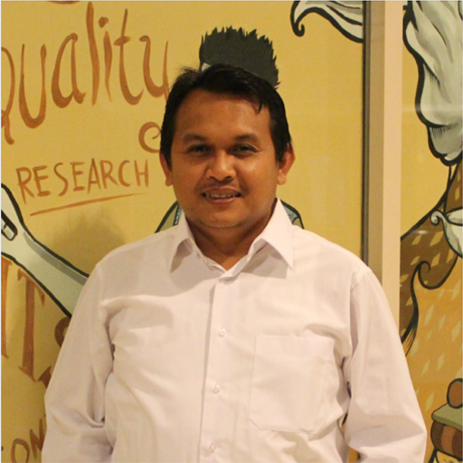 Aziz merupakan pengajar sekaligus Ketua Bidang Studi Hukum Bisnis pada Sekolah Tinggi Hukum (STH) Indonesia Jentera. Saat ini juga merupakan peneliti dan Direktur Kerjasama dan Kolaborasi Pusat Studi Hukum Kebijakan Indonesia (PSHK).