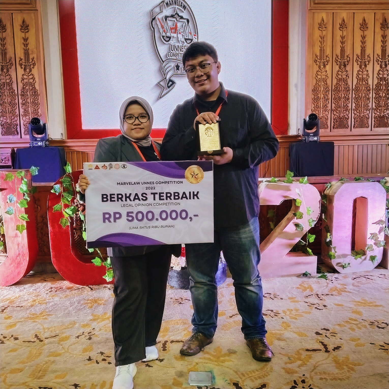 Mahasiswa Jentera Memenangkan Penghargaan Naskah Terbaik dalam Marvelaw Unnes Competition 2022