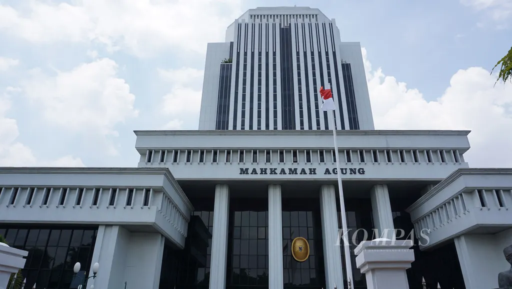 Membongkar Jejaring Korupsi Peradilan